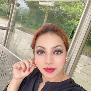 Meet your Posher, Shahida